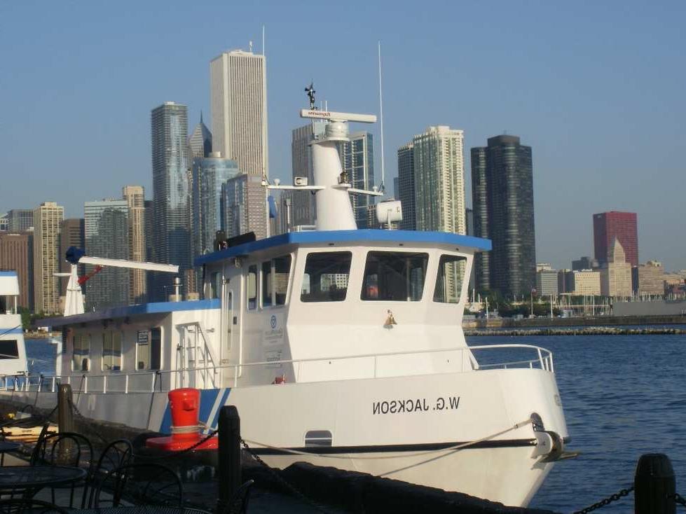 AWRI boat in Chicago